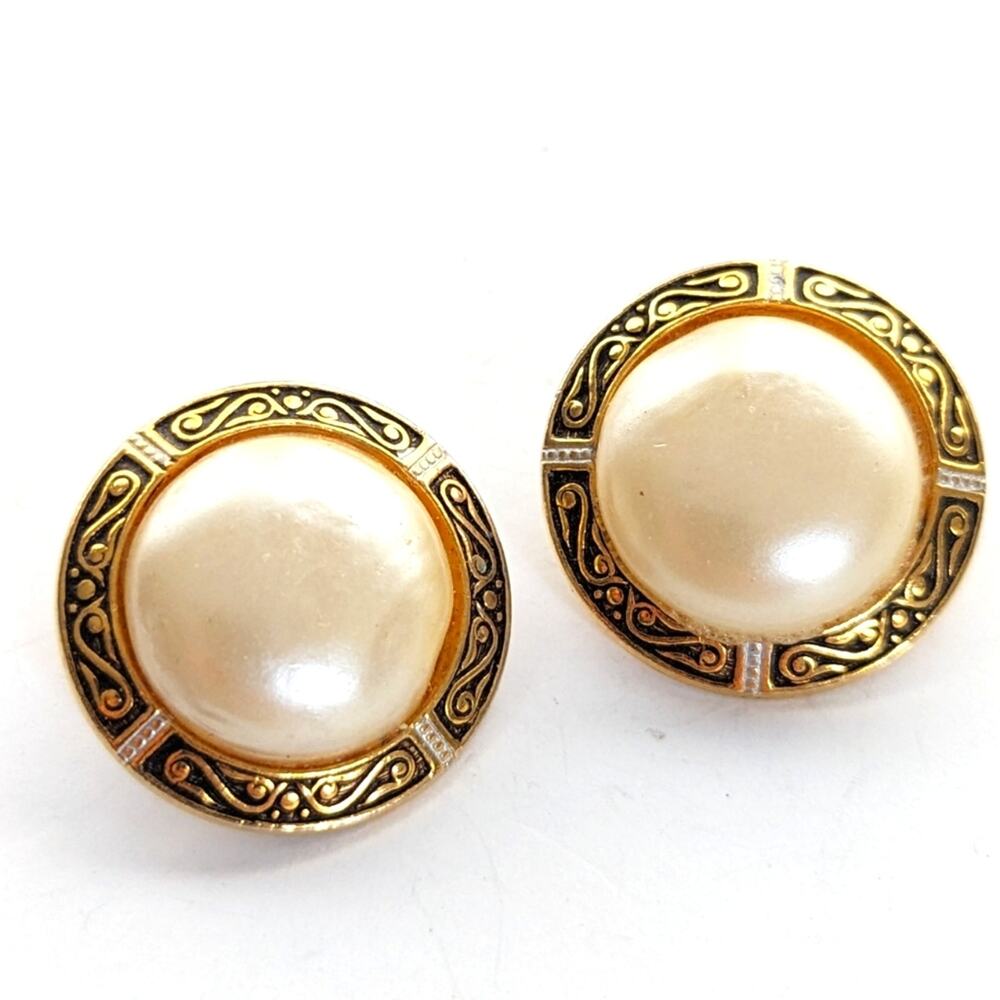 Vintage Estate Toledo Damascene Faux Pearl Enamel Chic Clip On Earrings